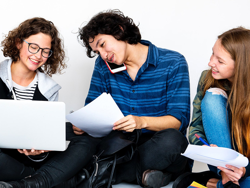 Ultimate Google Analytics (GA4) Course Img